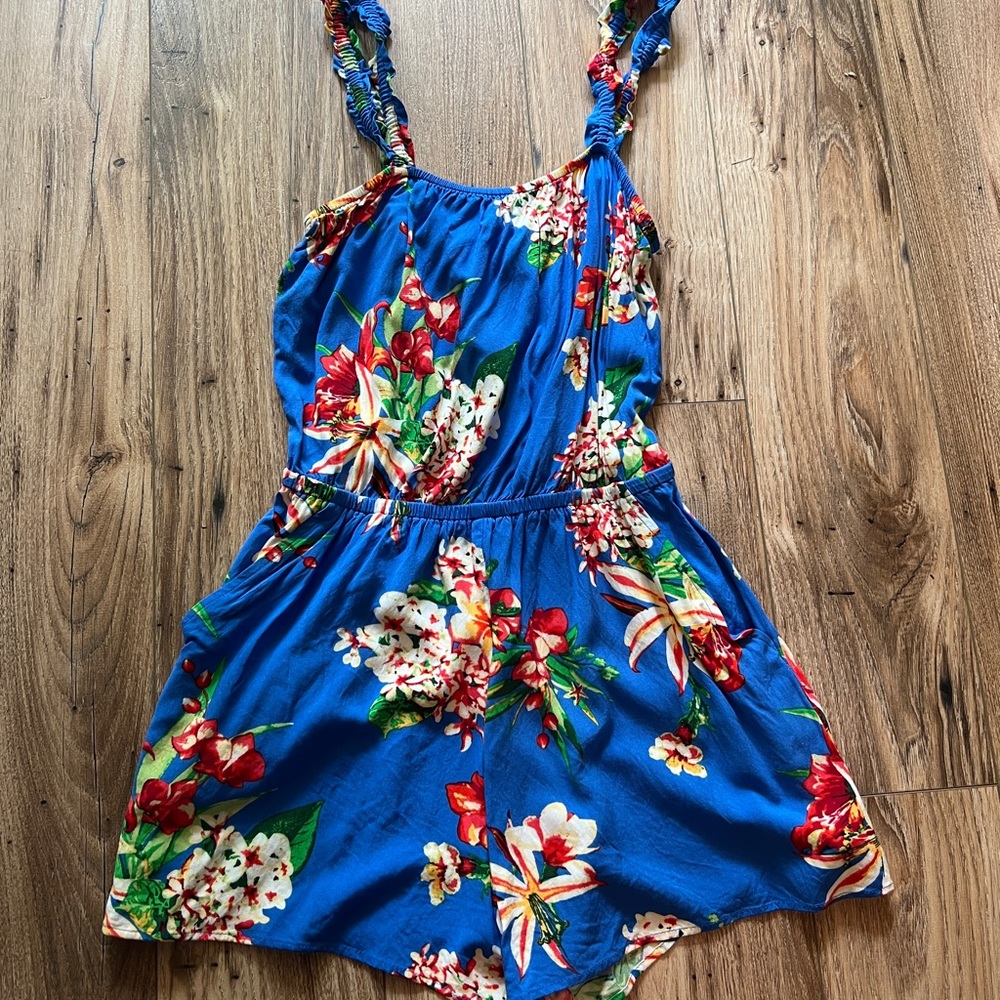 Express romper xs